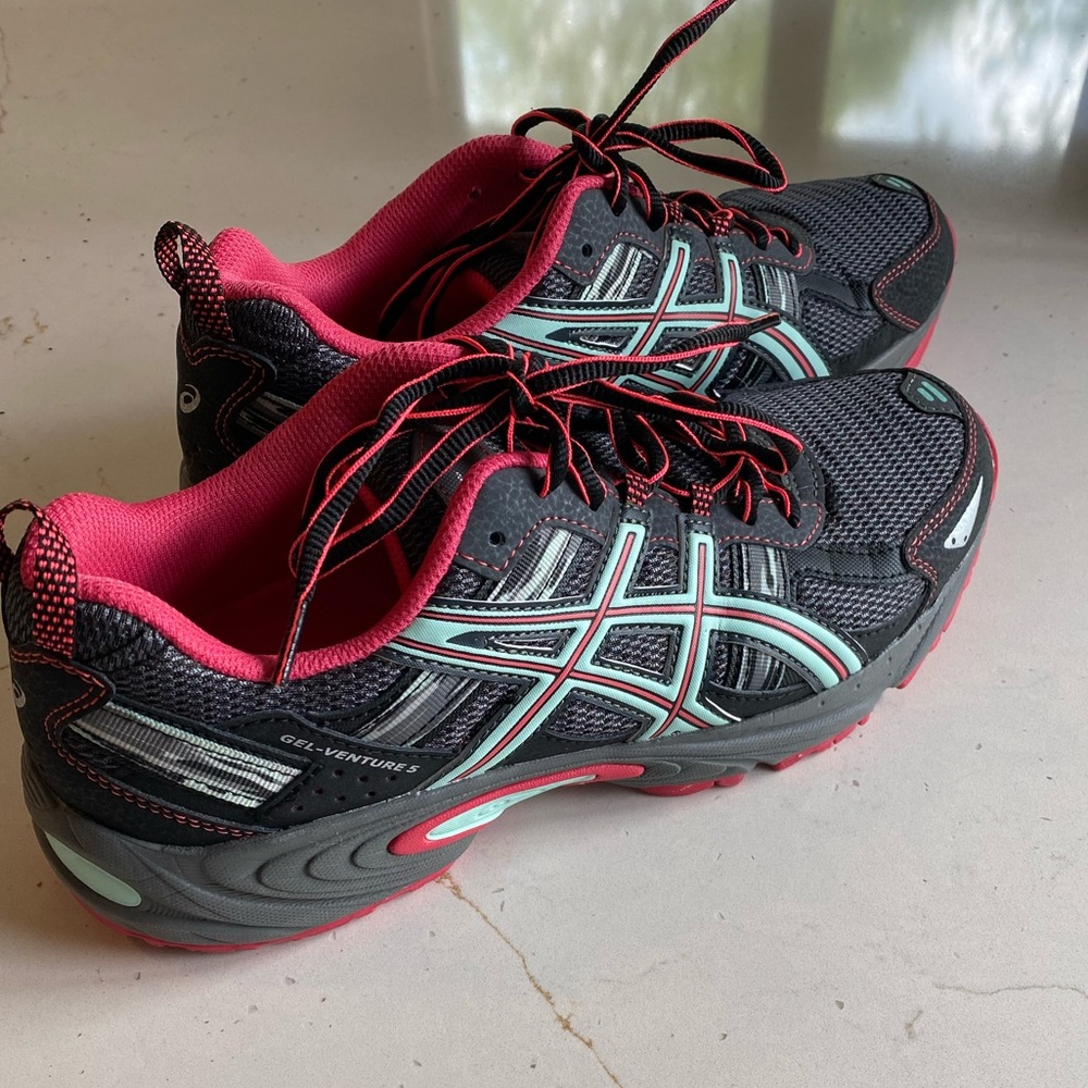 ASICS Gel Venture 5 Trail Running